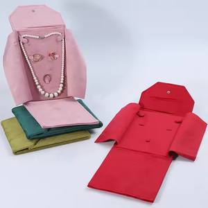 Custodia Pieghevole di Lusso Personalizzabile per Gioielli, Astuccio Portatile per Collane, Anelli e Orecchini, Confezione Personalizzata per Gioielli - Product Image 3