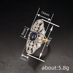 Anello con Gemma Blu Bicolore e Pavé di Diamanti per Donne, Elegante Gioiello da Dito per Feste di Lusso - Product Image 3