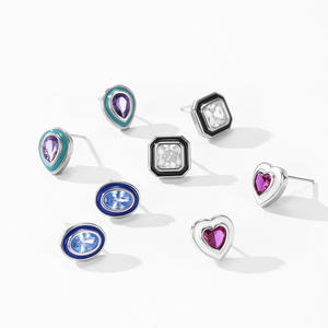 Pendientes de botón ovalados clásicos retro de plata de ley S925 con circonita azul de corte ovalado, versión de cobre personalizable para mujer - Product Image 4