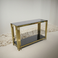 Table console moderne de luxe en métal doré avec dessus en verre trempé et entrée en miroir pour entrée, couloir ou salon