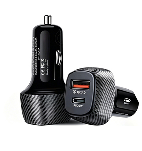 Cargador Rápido para Auto con Diseño de Fibra de Carbono, Tipo C QC 3.0, Adaptador de Carga Rápida con Textura de Fibra de Carbono para <span class=keywords><strong>iPhone</strong></span> 17 16 15 Samsung - Product Image 1