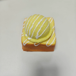 Juguete antiestrés de goma con forma de tostada de helado, juguete antiestrés de pan de helado, juguete antiestrés de mano pegajosa de rebote lento - Product Image 4