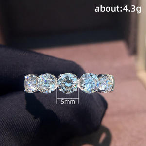 Bague de fiançailles classique pour femme F1569 avec diamant naturel taille brillant rond, couleur G, bijoux en diamant blanc - Product Image 5