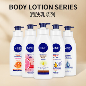 Loción Corporal Humectante e Iluminadora con Nicotinamida y Fragancia de Musk de Larga Duración, 400 ml, para Piel Seca - Product Image 2