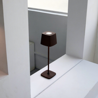 Lampe d'ambiance moderne minimaliste à chargement USB, lampe de table en forme de verre à vin, lampe de table pour hôtel, restaurant, salle à manger, lampe à commande tactile