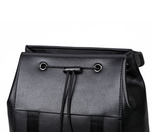 Оптовая продажа: Новинка! Премиальный мужской рюкзак из натуральной кожи для ноутбука 15,6 дюймов, повседневный, для офиса и путешествий, из высококачественной воловьей кожи. - Product Image 4