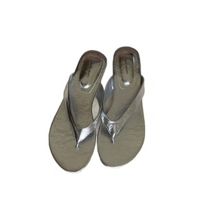 Summer Women's Solid Color Open Toe Flip Flops PU Upper EVA Outsole Anti-Slip Beach Casual <b>Slippers</b> - Product Image 5