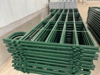 Galvanisé 12 Ft. 6-Bar Économie Corral Panneau Soudage Bétail Ferme Cheval Mouton Yards Panneaux Clôture Cadres Portes
