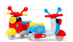 Moto pour enfants de haute qualité, moulage par rotation, catégorie In-Moulds, matériaux PE/PP/XPE/PA, taille et forme personnalisables - Product Image 4