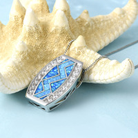 Collier chaîne à maillons Aobao Christian Hot Hawaiian Ocean Blue Opal avec pendentif rivière en cuivre, nouvelle collection