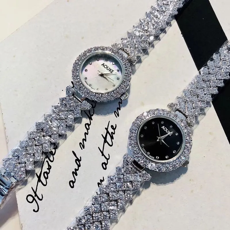 Wholesale Fashion Simple Ladies Alloy Strap Rhinestone Watches Female Quartz Wristwatch Women