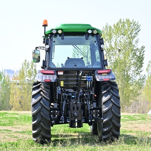 Tracteur agricole compact 80 CV 4x4, puissance de sortie stable pour le travail du sol sur les exploitations moyennes, l'entretien des vergers et les opérations agricoles quotidiennes - Product Image 6