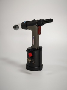 Remachadora Neumática Avdel de la Misma Calidad, CX107201L, Remachadora Neumática Autocebante, Tamaño de Remache 4.0, 4.8, 6.4 mm, Herramientas Neumáticas - Product Image 5