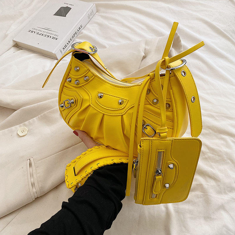 สีเหลือง