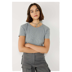 T-shirt de sport personnalisé pour femme, coupe ajustée, manches courtes, col rond, logo, motif écossais uni, haute qualité, pour yoga et entraînement, haut court de sport - Product Image 1
