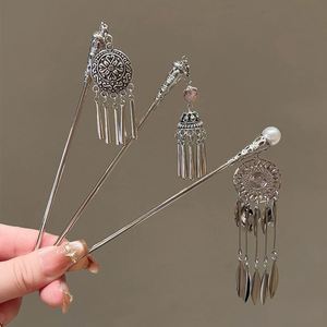 Elegante Horquilla para el Cabello de Mujer, Estilo Chino Vintage, con Borla de Mariposa en Plata Antigua, Joyería Metálica - Product Image 4