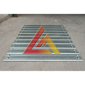 Hochpräzise Farbige Stahlblech-Rollladenprofiliermaschine mit Getriebe und Motor - Product Image 1