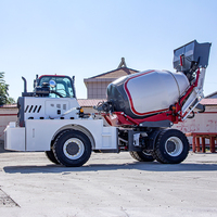 Camion malaxeur à béton autochargeur 4x4 de 6,5 m³ avec couvercle de tambour pour ferme de noix de coco