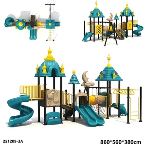 Équipement de terrain de jeu extérieur professionnel pour enfants, série Majestic Fairytale, grand modèle, avec barres de grimpeur - Product Image 3