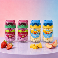Miettes de biscuits sucrés Aimo prêtes à consommer - Texture moelleuse et croquante, avec différentes saveurs de fruits. Chaque boîte contient 14 grammes.