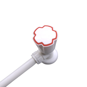 Grifo de Cocina de Plástico Barato de Fábrica Profesional, Grifo de Agua Fría de 1/2" Montado en la Pared - Product Image 6