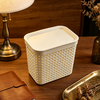 Cesta de Armazenamento Oca de Plástico Moldada por Injeção MONR PP com Tampa de Bambu, Design Moderno Empilhável