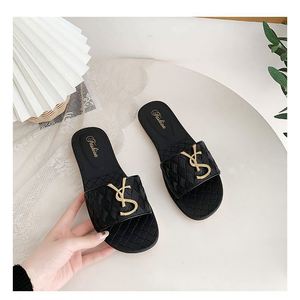 Luxury Designer Genuine Leather Women's <b>Sandals</b>, Top Quality High-End Slippers for Summer Beach & Outdoor Wear - Product Image 4