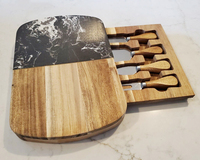 Papan pemotong kayu marmer dan akasia kustom papan Charcuterie dengan Set pisau untuk dapur