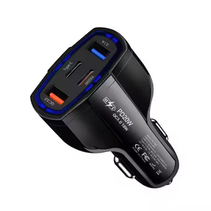 Nuove luci LED portatili luce Led Auto <span class=keywords><strong>4</strong></span> in 1 Dual tipo <span class=keywords><strong>C</strong></span> <span class=keywords><strong>4</strong></span> porte ricarica rapida caricabatterie Usb Auto - Product Image 1