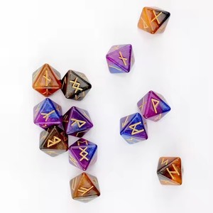 Dados de Runas de 8 lados Constelación Europea americana Misterioso erudito Dados de la suerte Resina Sueño Cielo estrellado Dados Luen - Product Image 5