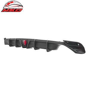 Diffuseur arrière pour Toyota Camry 2018-2024 LE XLE avec éclairage LED - Noir mat, kit carrosserie de haute qualité - Product Image 2