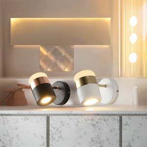 Applique murale LED postmoderne nordique pour chambre à coucher, construction en aluminium, montage en surface, design moderne - Product Image 3