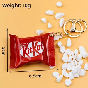 Gantungan Kunci Pie Cokelat Korea Kemasan Snack Realistis Tas Snack Kreatif Liontin Tas Dekorasi Makanan dan Mainan - Product Image 5