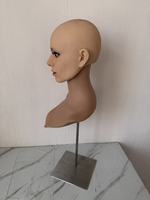 Chinanew Custom-Order Silicone Perruque Mannequin Modèle Tête Stock Réaliste avec Support en Plastique