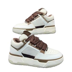 Zapatos de Hombre de Alta Calidad, de Cuero y Goma Antideslizantes, que Aumentan la Estatura, Hechos a Medida, Lujosos, Modernos y a la Moda - Product Image 1