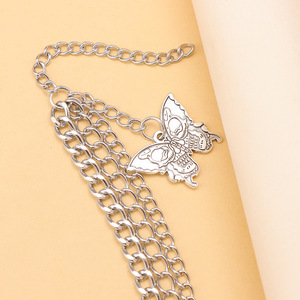 Chaîne de chaussures à pendentif papillon en métal tendance pour bottes Martin, accessoire unisexe pour usage quotidien, en alliage de zinc blanc K - Product Image 4