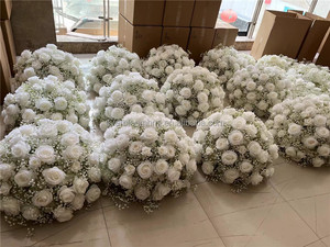 M23 Nouveau Produit de Décoration de Table Artificielle Faite à la Main en Usine, Centres de Table en Boules de Fleurs Artificielles, Arrangement de Fleurs Vertes - Product Image 5