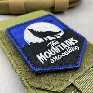 Patchs brodés personnalisés pour le camping en plein air, les montagnes hors route, les rivières, les paysages naturels, patchs brodés à velcro pour sacs à dos - Product Image 4