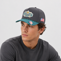 Casquettes de golf et casquettes de baseball de haute qualité en PVC perforé imperméable, directement de l'usine, avec détails en corde, personnalisables (OEM)