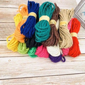 Strago di <span class=keywords><strong>corda</strong></span> di iuta colorato naturale a 3 fili 4mm 5mm 6mm artigianato fai da te in <span class=keywords><strong>macramè</strong></span> <span class=keywords><strong>corda</strong></span> di tela decorativa per la casa - Product Image 2