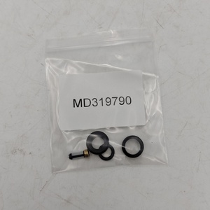 Necesita kits de reparación para estos inyectores para Mitsubishi Suzuki fuera de borda <span class=keywords><strong>MAZDA</strong></span> MD319790 MD319791 1571065D00 FP3513250 - Product Image 2