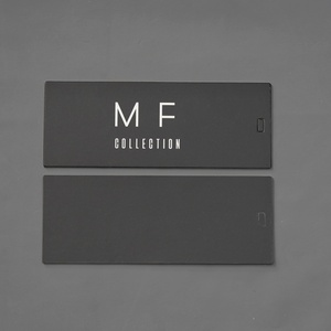 Tùy chỉnh quần áo treo thẻ cao cấp bán buôn in logo thương hiệu phổ giấy đen lên treo <span class=keywords><strong>tag</strong></span> - Product Image 3