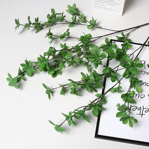 Feuilles de plantes vertes artificielles Lichao 105 cm, fleurs en soie, accessoires décoratifs pour mariage, feuillage, photographie en extérieur, décoration de la maison - Product Image 4