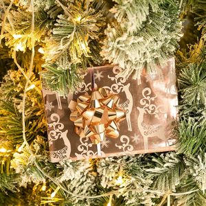 Rose Gold Christmas Wrapping <b>Paper</b> <b>Roll</b> 17x120 Inch Glitter Design For Holiday Gift Packaging - Product Image 5