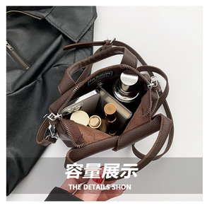 Hàn Quốc thiểu số cá tính Thiết kế túi xách phụ nữ mới thời trang giản dị áo sơ mi túi 2025 đơn giản thời trang Crossbody Túi - Product Image 3