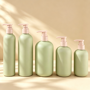 Bouteille à pompe verte en HDPE de 200 ml, 250 ml, 300 ml, 400 ml, 500 ml, forme cylindrique avec épaule oblique pour <span class=keywords><strong>shampoing</strong></span>, après-<span class=keywords><strong>shampoing</strong></span>, lotion - Product Image 4