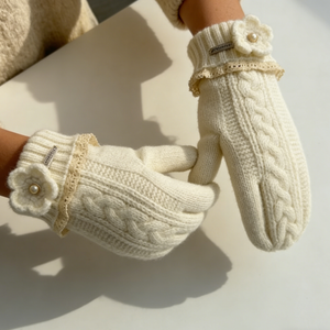 Mitaines en tricot crème mignonnes avec dentelle et décor floral, gants chauds d'hiver pour femmes, tricot torsadé confortable pour usage quotidien en extérieur - Product Image 6