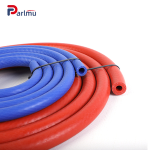 สายยางซิลิโคนถัก<span class=keywords><strong>แรง</strong></span><span class=keywords><strong>ดัน</strong></span><span class=keywords><strong>สูง</strong></span> ผิวเรียบ บริการตัดสายยางสุญญากาศ ผลิตภัณฑ์ยางคุณภาพสำหรับน้ำ - Product Image 1