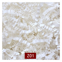 Herbe de raphia en papier déchiqueté de haute qualité pour la décoration de la Saint-Valentin Emballage sous vide en gros Boîte-cadeau Papier d'emballage