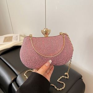 Sac à main de soirée pour femme de haute qualité avec fermoir fantaisie, sac à bandoulière rectangulaire de luxe personnalisé avec chaîne - Product Image 4